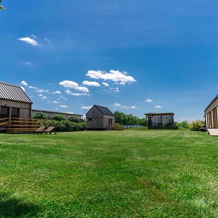 Horse Glamping Park Otel Cirkovce Dış mekan fotoğraf