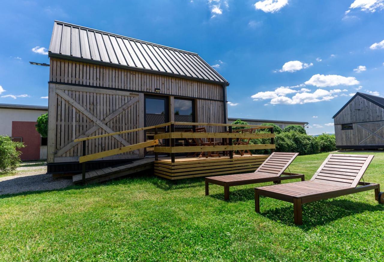 Horse Glamping Park Otel Cirkovce Dış mekan fotoğraf